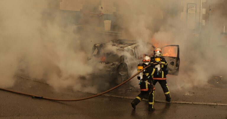 EV Fire Blanket Safety: The Features That Matter and the Step People Get Wrong